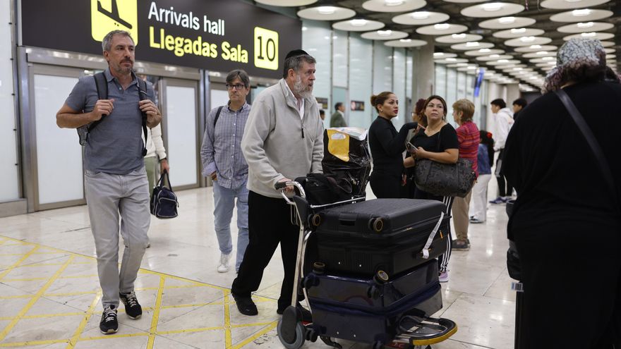 Las aerolíneas estrenan 2026 elevando un 5,3% los asientos programados para volar a España