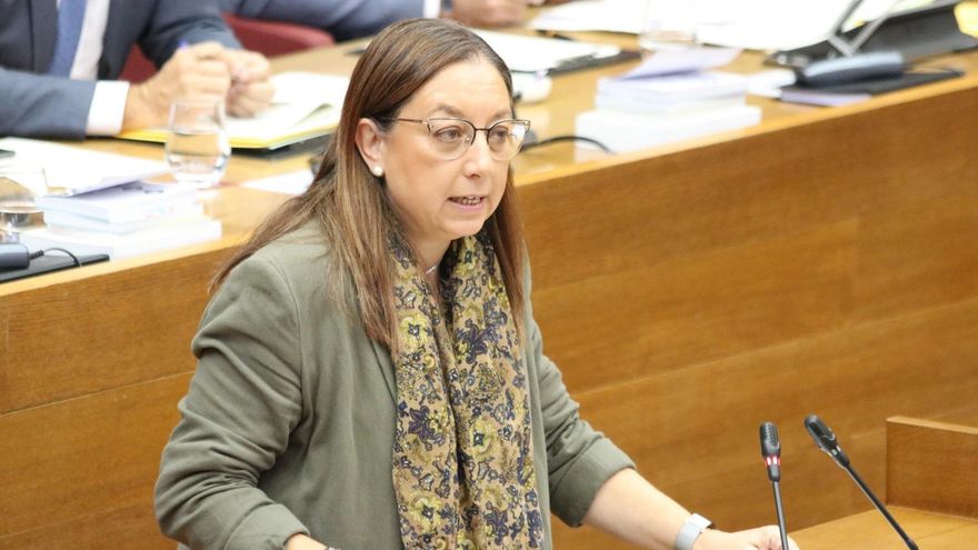 Archivo - Llanos Massó, portavoz adjunta del Grupo Parlamentario VOX en las Corts Valencianes