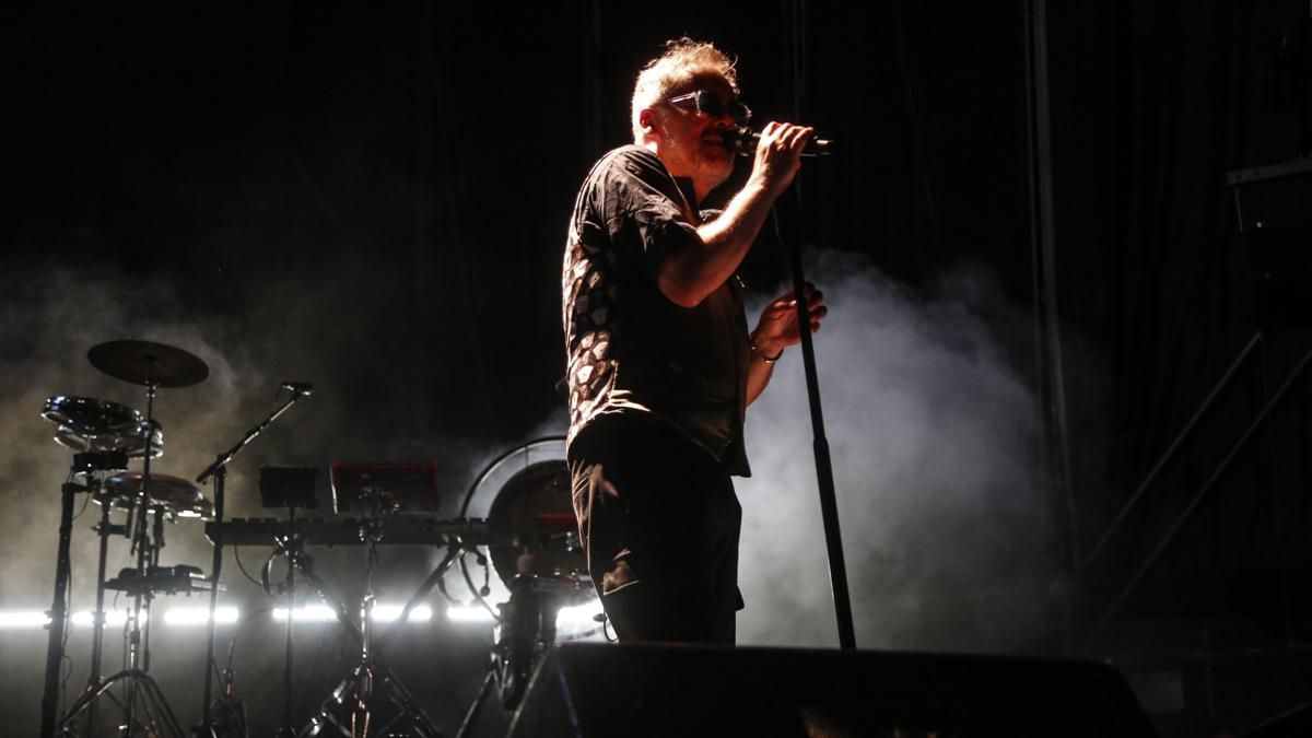 Concierto de Love of Lesbian en el Festival de la Guitarra