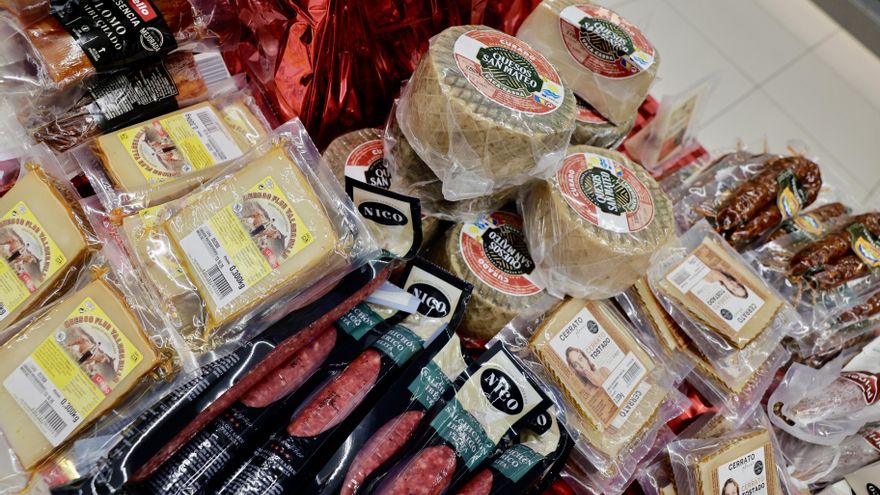 HiperDino te descubre el producto que no puede faltar en tu mesa esta Navidad: el queso, canario y con una amplia variedad de sabores