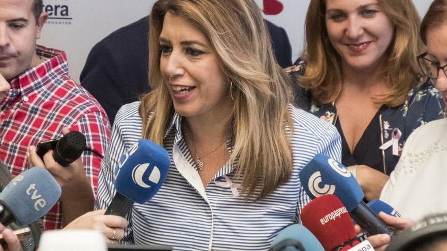 Díaz: Si Casado cree que Vox es extrema derecha, tarda en romper con ellos