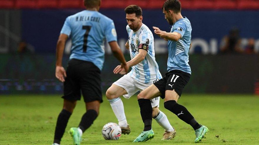 Con un Messi en gran nivel, Argentina se quedó con el clásico ante Uruguay