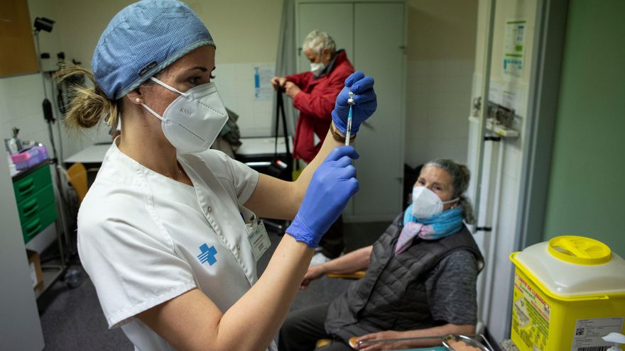 Un total de 79.733 canarios ya son inmunes a la COVID-19