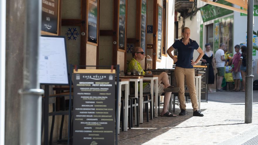 Els preus dels bars de Mallorca espanten els turistes: "Ara demanen un suc i s'ho prenen entre cinc"