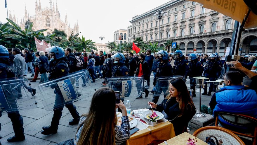 Portesta antivacunas el pasado mes de octubre en Milán. EFE/EPA/MOURAD BALTI TOUATI