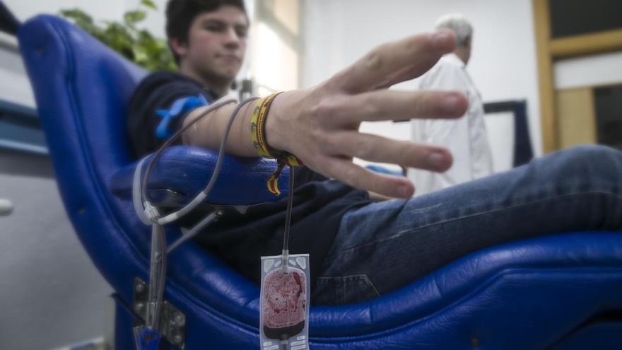 Las reservas de sangre en Cantabria están "muy bajas" y se pide colaboración a la ciudadanía