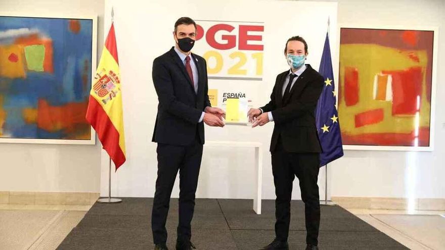 Pedro Sánchez i Pablo Iglesias presenten el proyecte de Pressupostos Generals del 2021. | EFE