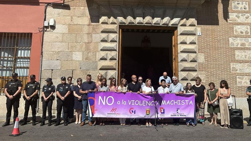 Vox se apropia de una concentración contra la violencia machista que muta en otra contra la "violencia intrafamiliar"