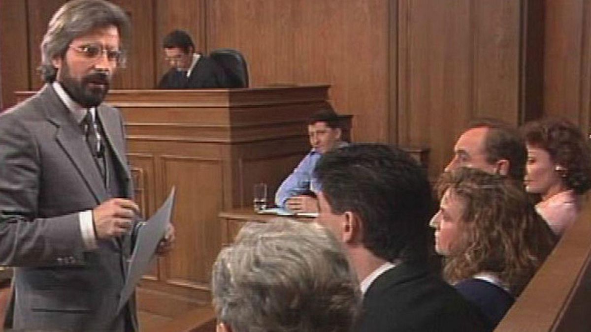 Imagen del mítico Tribunal Popular de RTVE