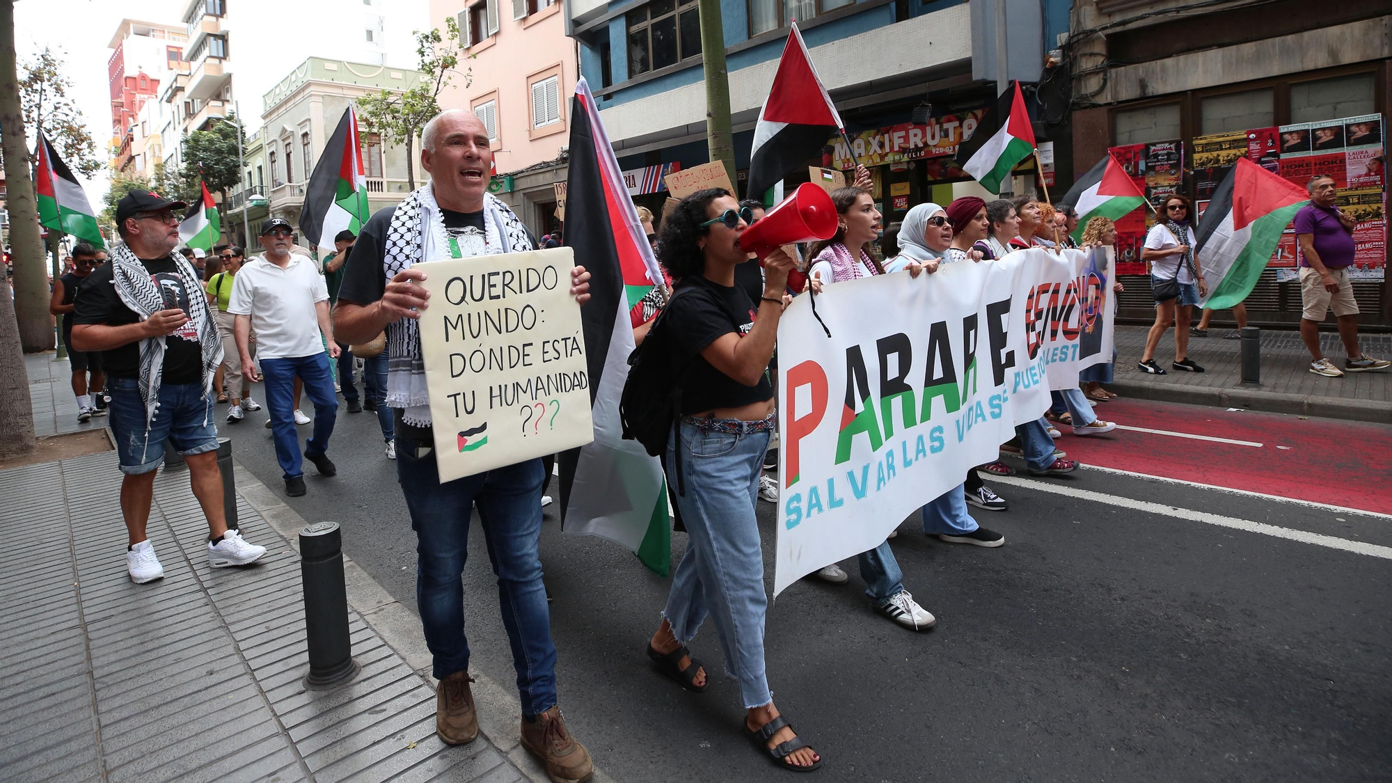 En imágenes || Manifestación en Gran Canaria en apoyo a Palestina