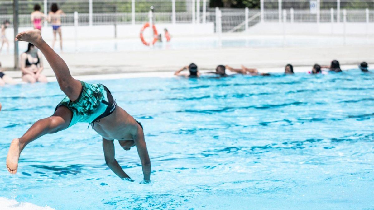 Todas las piscinas públicas de verano en Madrid abiertas en 2026: precios, horarios y cómo comprar entradas