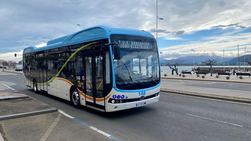 Archivo - Autobús del TUS.-ARCHIVO