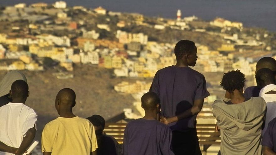 La cumbre migratoria entre el Gobierno y Canarias será el viernes de la próxima semana