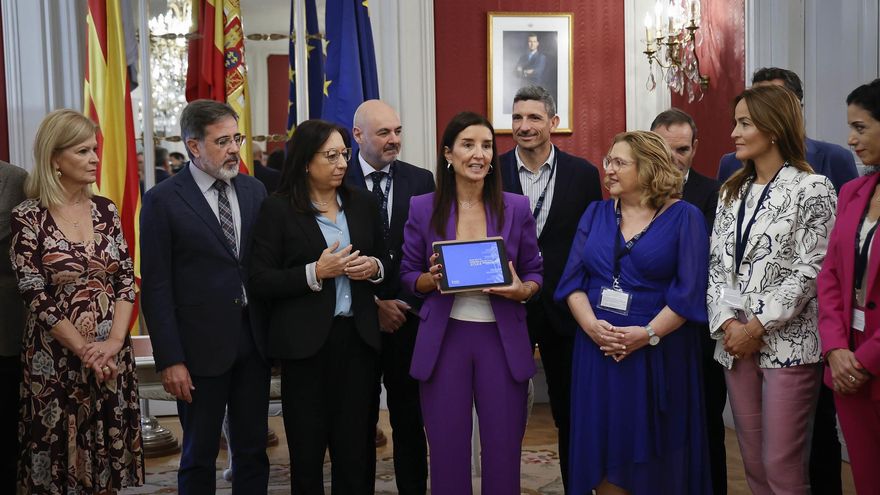 Los primeros presupuestos valencianos de PP y Vox crecen en 1.300 millones pero reducen en 300 el sector público