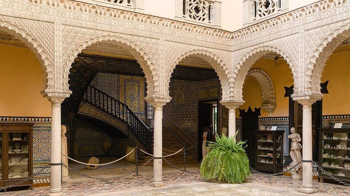 580 metros cuadrados de mosaicos romanos: así es el impresionante palacio que la Condesa de Lebrija convirtió en museo sevillano