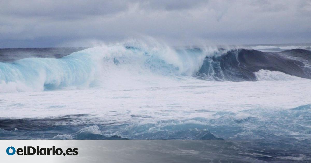 Investigadores estudian la energía que pueden generar en Canarias las olas del hemisferio sur para su aprovechamiento comercial