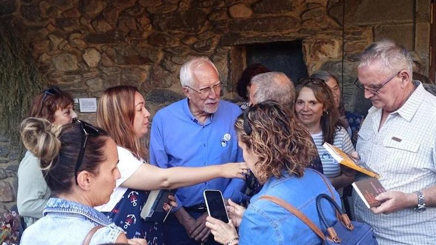 Luis Mateo Díez, un paisano más de Laciana: “En mi niñez la gente tenía palabras para todo”