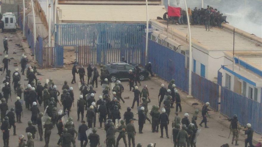 Marruecos condena a 11 meses a 33 emigrantes por salto a la valla de Melilla