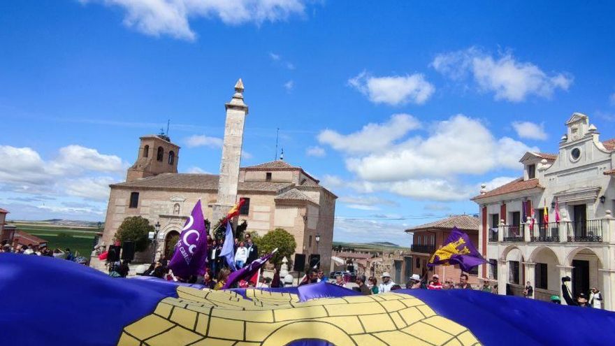 La música, la reivindicación y las ganas de celebrar recuperan un Día de Villalar con más de 21.000 asistentes