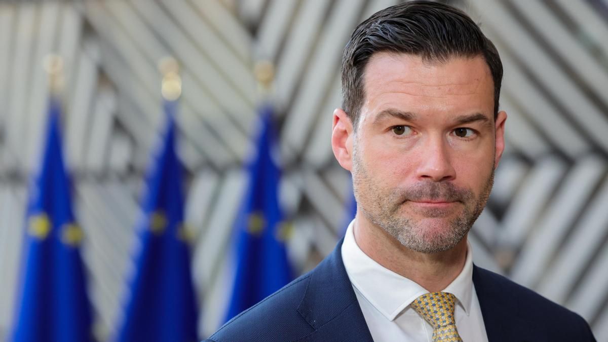 Así se radicalizó el hijo adolescente del ministro sueco de Migración: artes marciales, TikTok y supremacismo