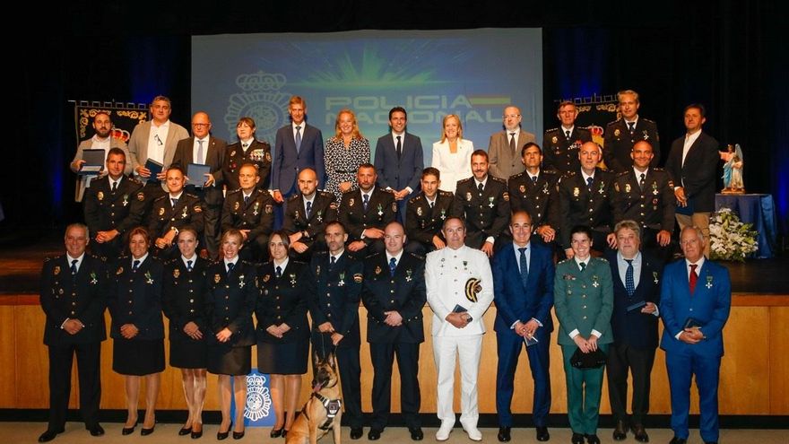 Acto de los Ángeles Custodios.