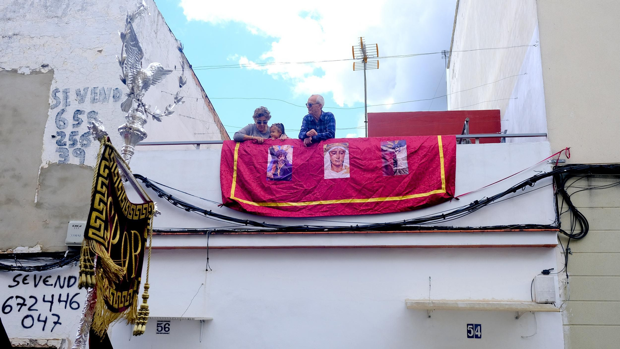 La Semana Santa vista desde el corazón de los barrios humildes
