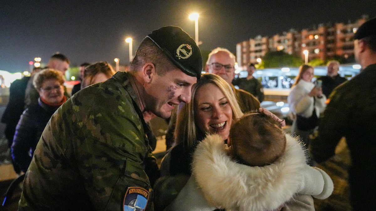 Llegada de la 1º rotación del contingente eFP XVII, con los componentes de la Brigada 'Guzmán el Bueno' X.