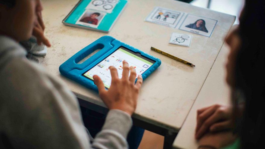 Un niño se beneficia del  ‘Programa MEJORA’