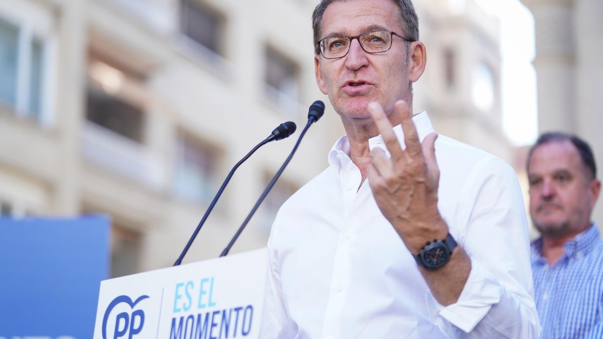 El líder del PP, Alberto Núñez Feijóo, en un acto de la campaña electoral del 23J en Vitoria Gasteiz, Álava, País Vasco.