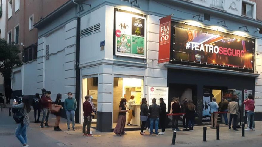 Cuando pusieron una bomba contra el cómico Leo Bassi y su público en el teatro Alfil
