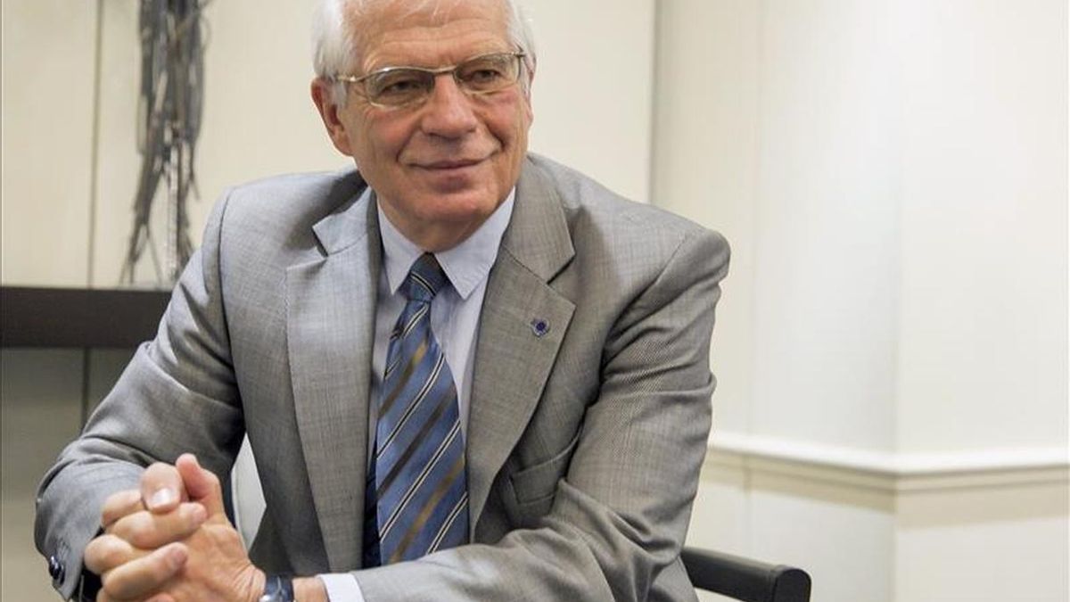 Josep Borrell avala a Pedro Sánchez y aboga por un Gobierno alternativo al PP