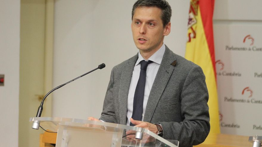 El PSOE alerta de que los presupuestos de Cantabria "consolidan un modelo privatizador, sobre todo, en Sanidad"