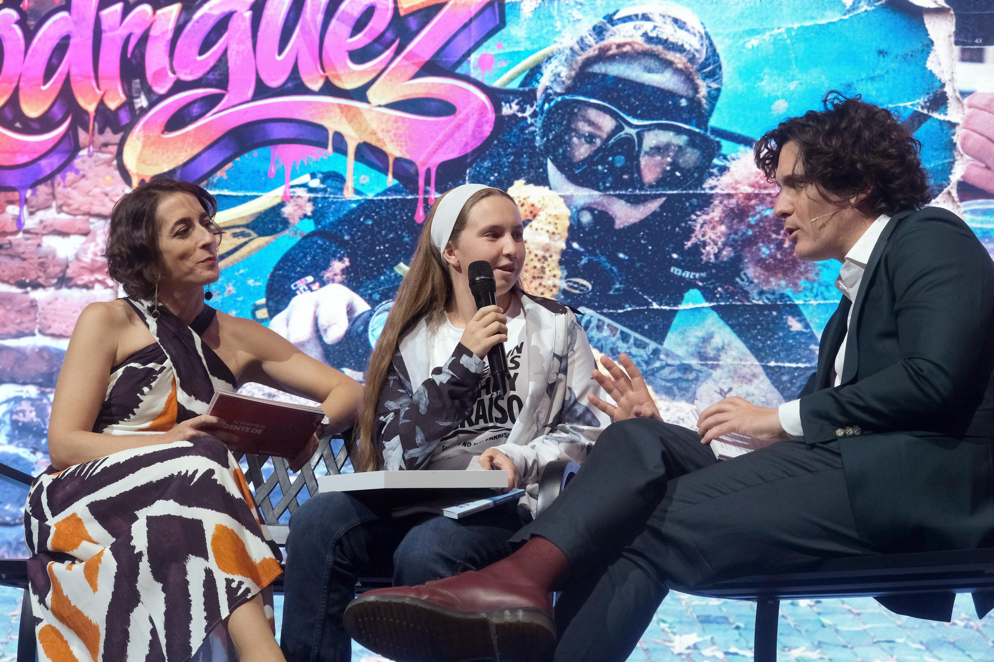 Natalia Rodríguez, durante la entrevista tras recibir el premio 'Gente de 10' de la mano de Ignacio Escolar.