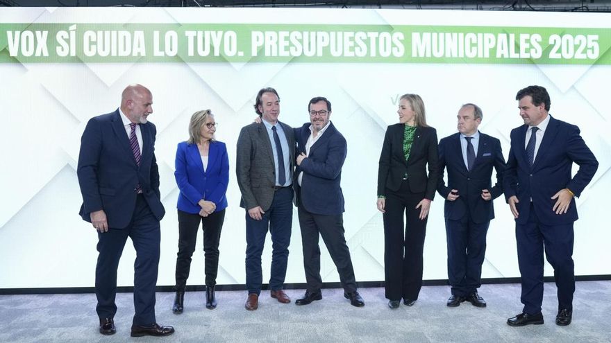 Rueda de prensa que los concejales de VOX en los ayuntamientos donde el partido gobierna o es clave este miércoles en Madrid
