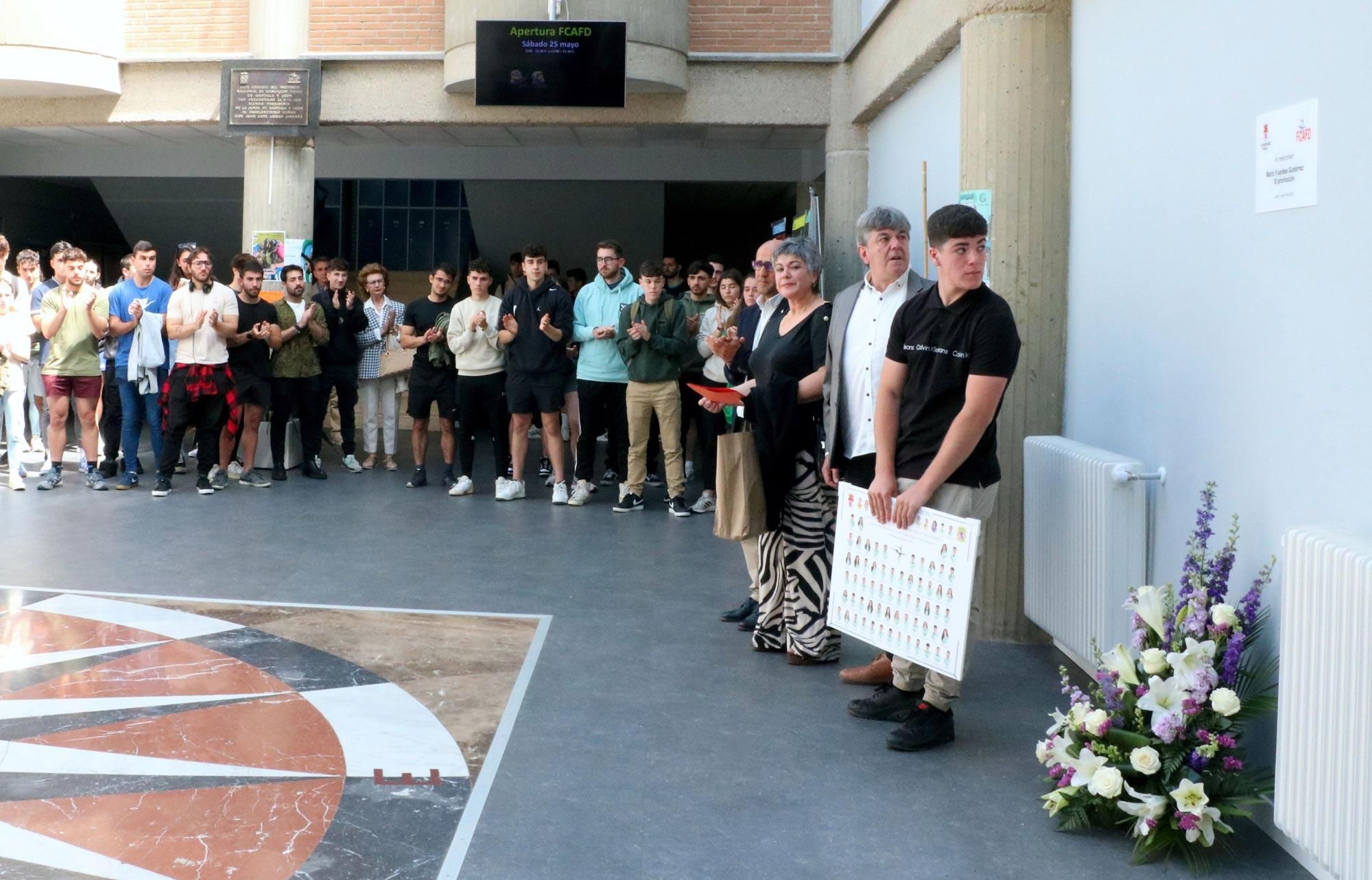 Acto en Memoria de Mario Fuentes en la Facultad del Deporte de la ULE.