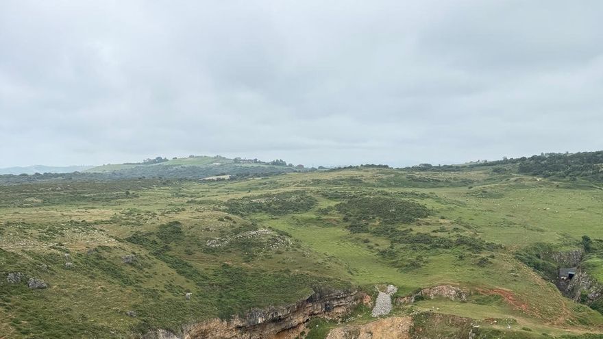 Playa de Fuentes donde ha desaparecido el joven