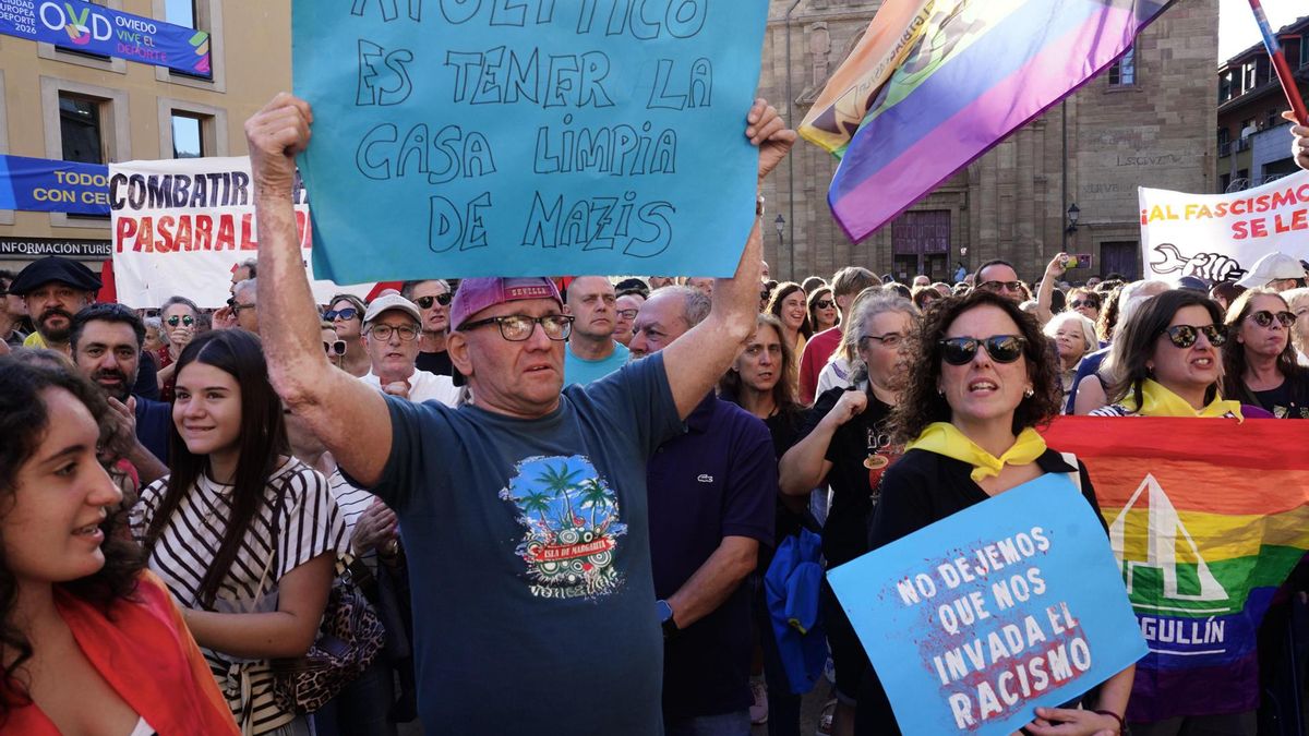 Concentración contra la violencia fascista en Oviedo