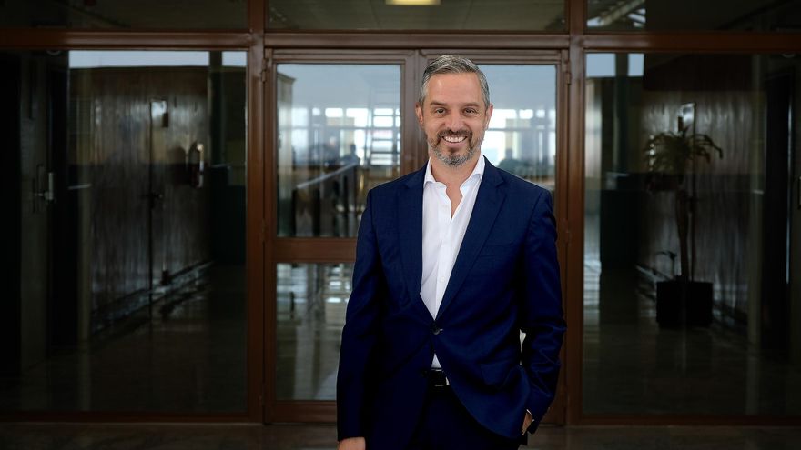 Juan Bravo: "Nuestra reforma fiscal no es ideológica. La de Pedro Sánchez tampoco, pero es un error"