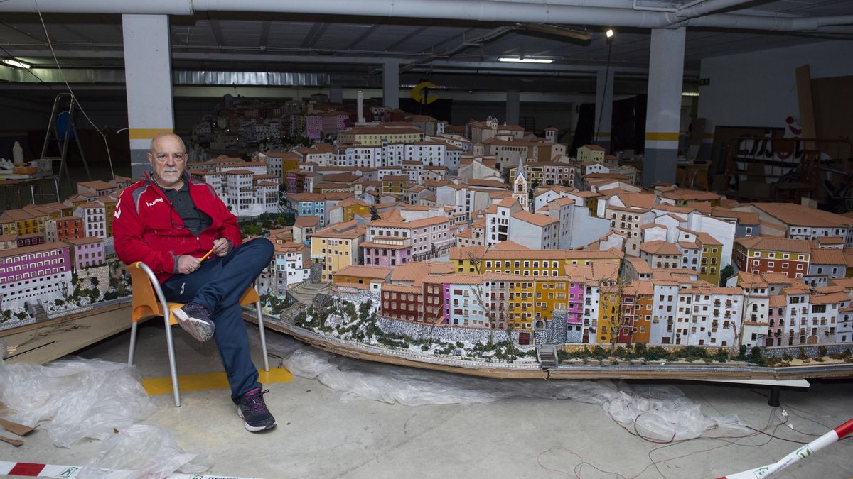 La maqueta de cartón del Casco Histórico de Cuenca por Juan Carlos Evangelio, la más grande del mundo de una Ciudad Patrimonio de la Humanidad