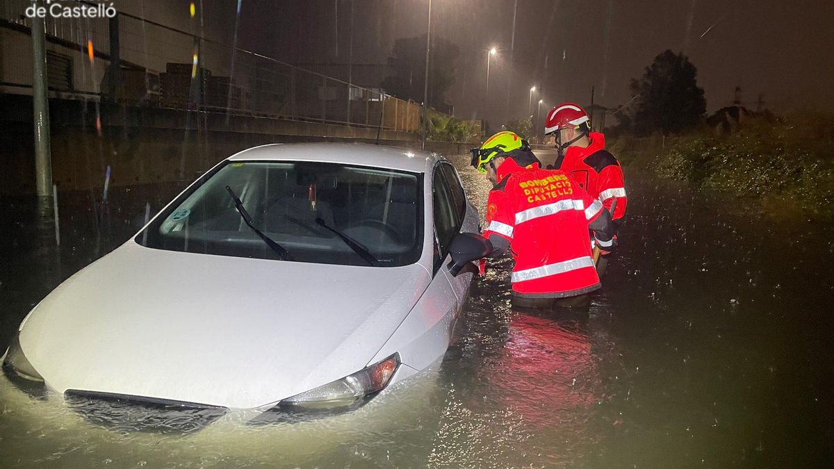 Accidentes, inundaciones y rescates: el balance de incidencias de la borrasca Emilia en la Comunitat Valenciana