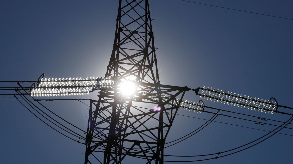 Torre de alta tensión de Red Eléctrica.