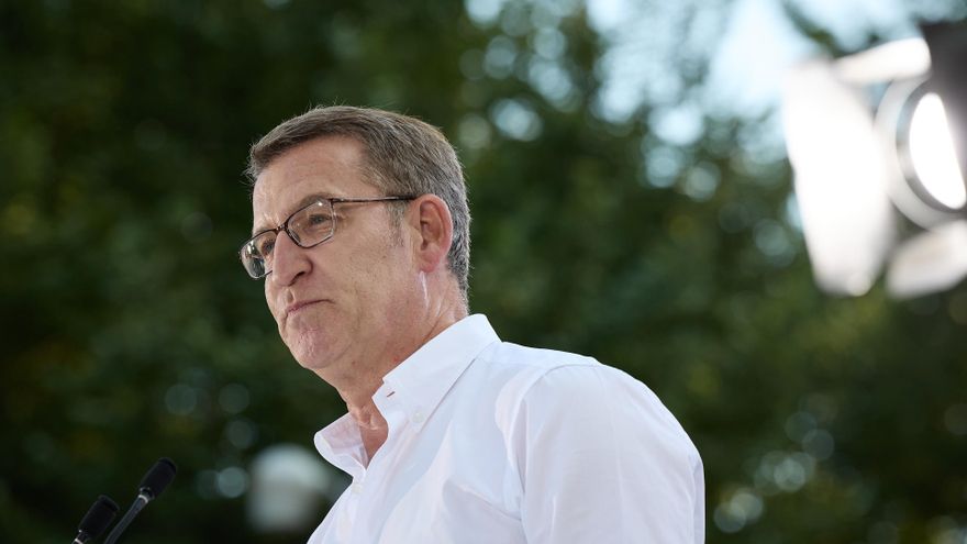 El líder del Partido Popular y candidato a la Presidencia del Gobierno, Alberto Núñez Feijóo, durante un acto de campaña electoral