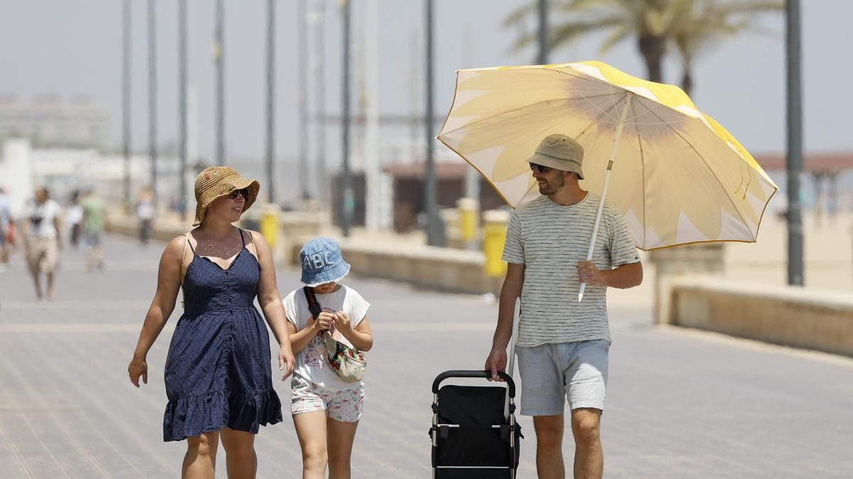 La Aemet activa aviso de "peligro extraordinario" por calor en Zaragoza y Valencia