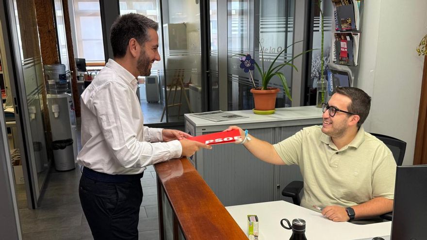 Javier García formaliza su precandidatura para la presidencia de La Rioja por el PSOE
