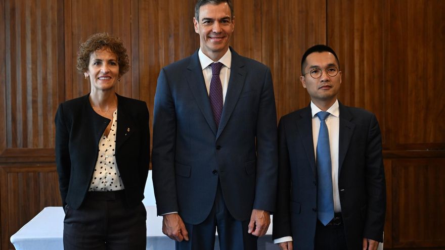 Chivite y Sánchez cierran en China la inversión de 400 millones de Hithium en Navarra