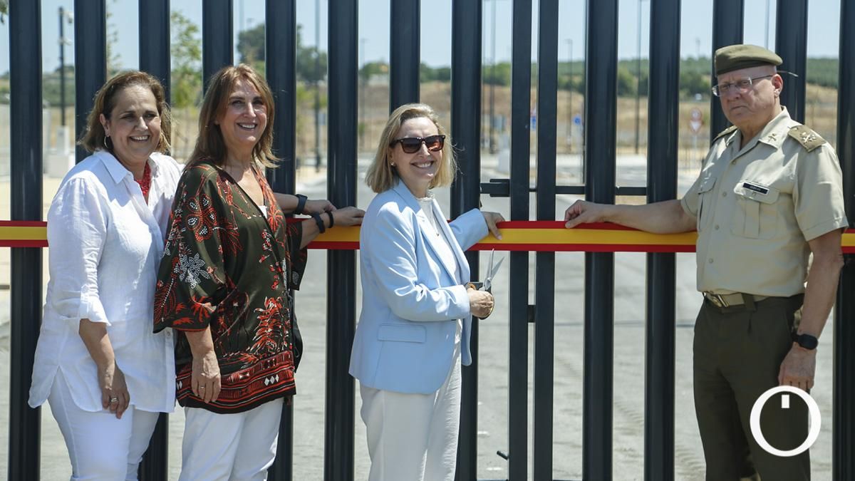 Acto de entrega de las obras de urbanización y vallado de la Base Logística del Ejército de Tierra