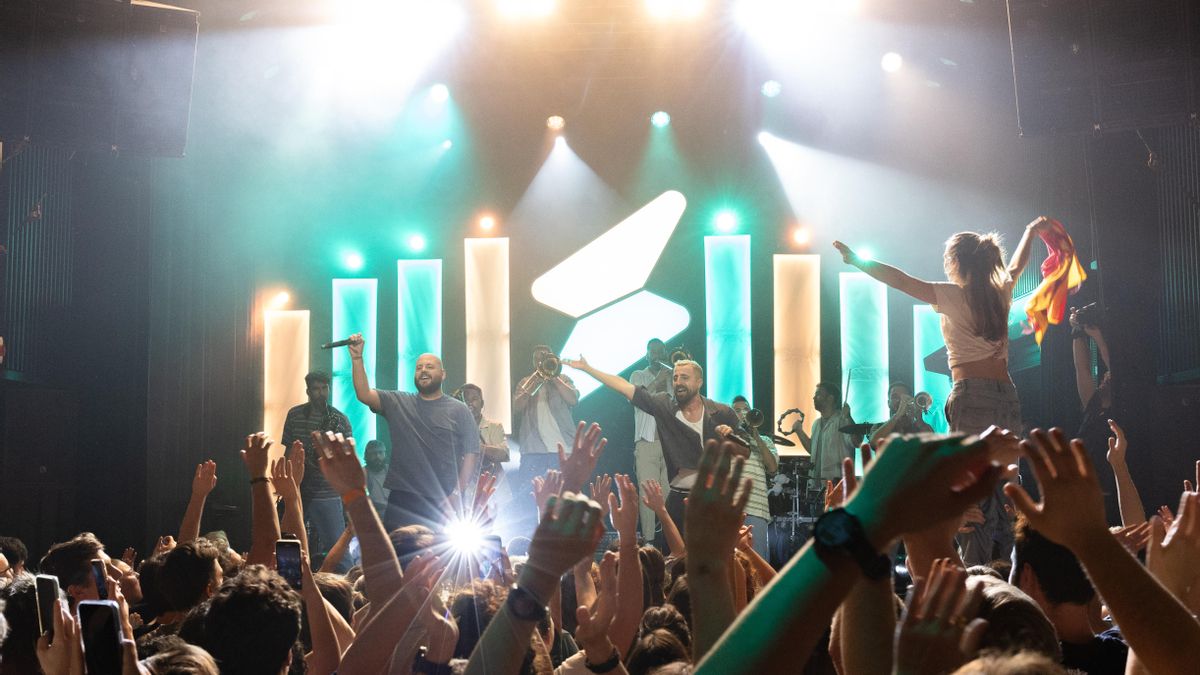 El Festival Estellés de Brussel·les Consolida el "Pont" Cultural Valencià a Europa amb Música i Solidaritat