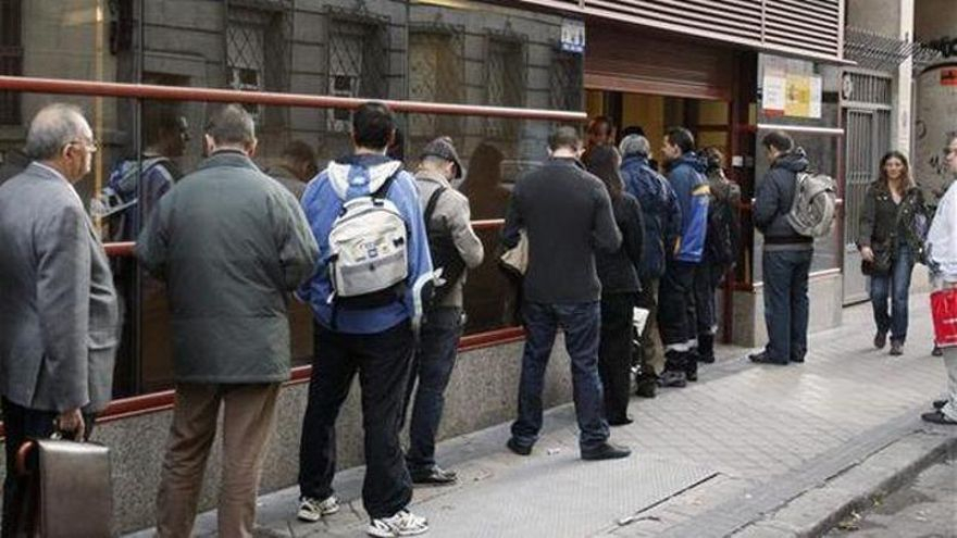 Un año de prórroga para las ventajas en la jubilación de desempleados: "Alivia, pero no soluciona el problema"