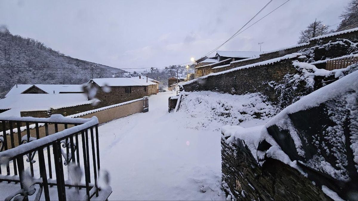Nieve en Riocastrillo de Ordás. / J. Hernansanz