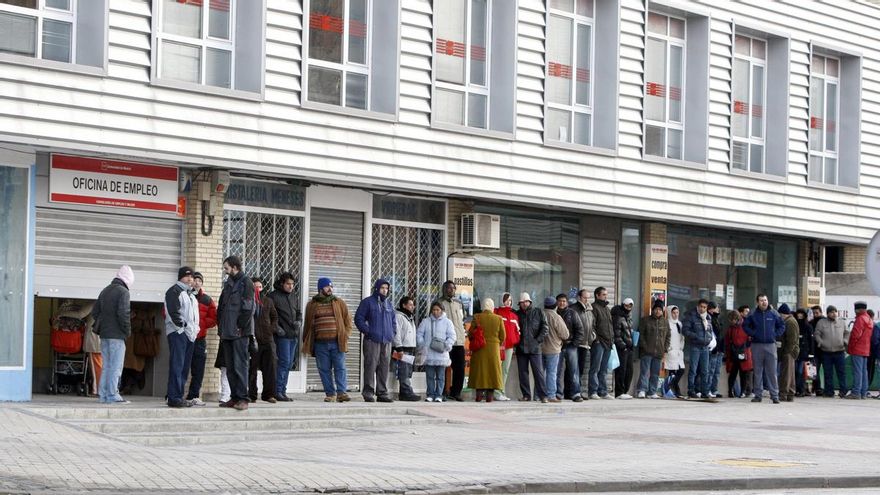 El recorte de Rajoy en la prestación de paro empeoró la salud de los desempleados con hasta el triple de bajas